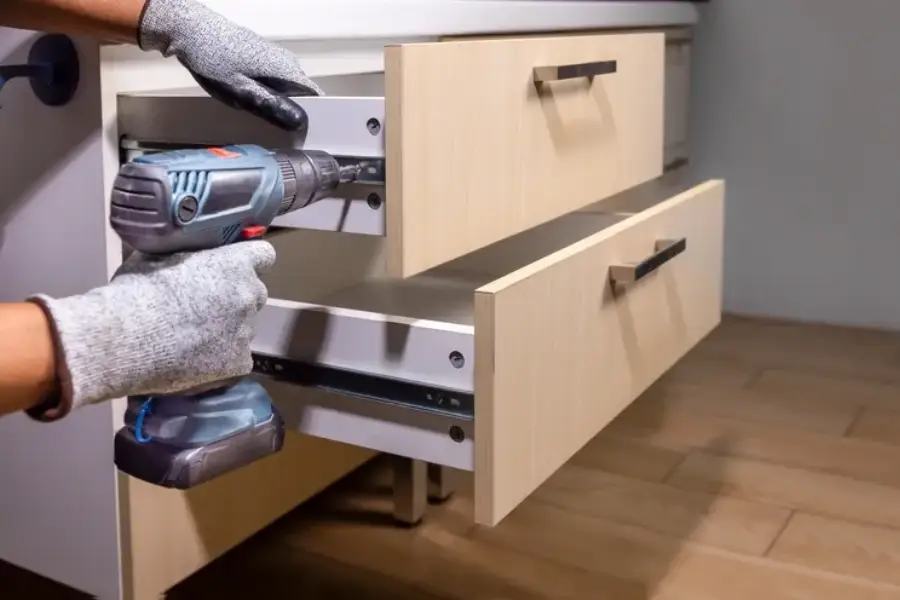How Cabinet Installation Improves Bathroom Organization Oakland, CA